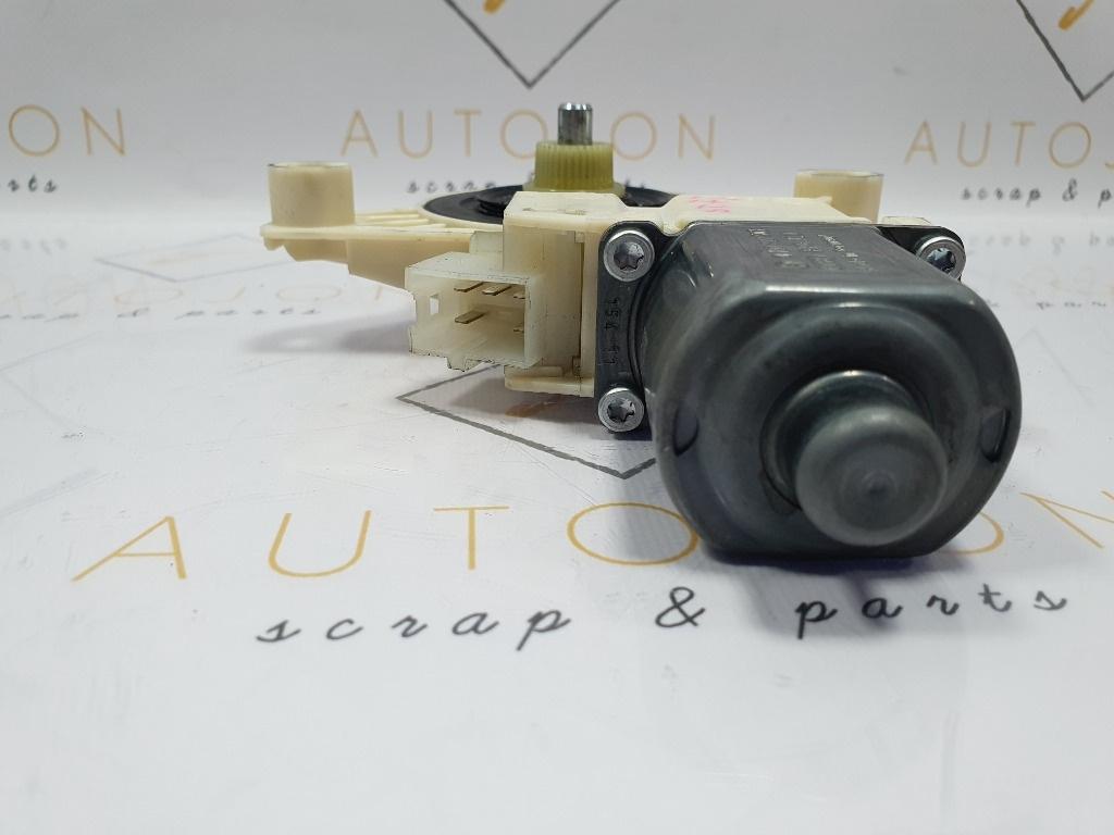 Motoras usa stanga fata MERCEDES-BENZ C-CLASS W204 2007 - 2014, MERCEDES-BENZ C-CLASS T-Model III S204 2007 - 20142.2 C 180 CDI OM 651.913 A2048200142