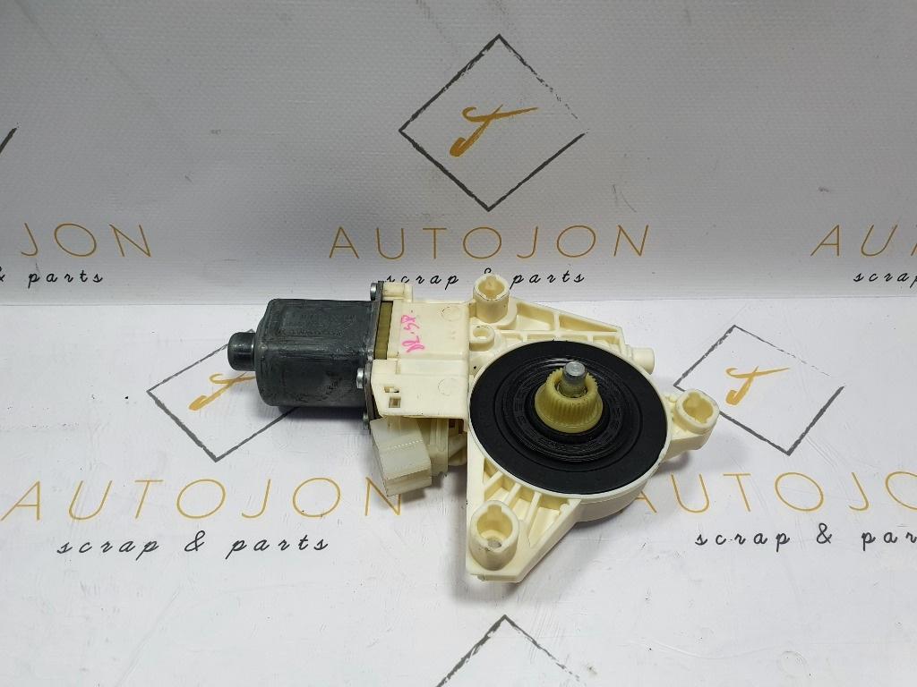Motoras macara dreapta spate MERCEDES-BENZ C-CLASS W204 2007 - 2014, MERCEDES-BENZ C-CLASS T-Model III S204 2007 - 20142.2 C 220 CDI OM 651.911 A2048200642
