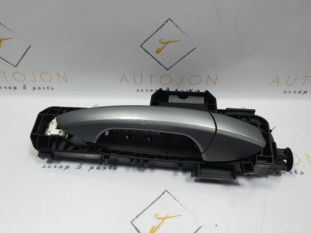 Maner usa dreapta spate MERCEDES-BENZ C-CLASS W204 2007 - 2014, MERCEDES-BENZ C-CLASS T-Model III S204 2007 - 20142.2 C 200 CDI OM 651.913 A20487601634