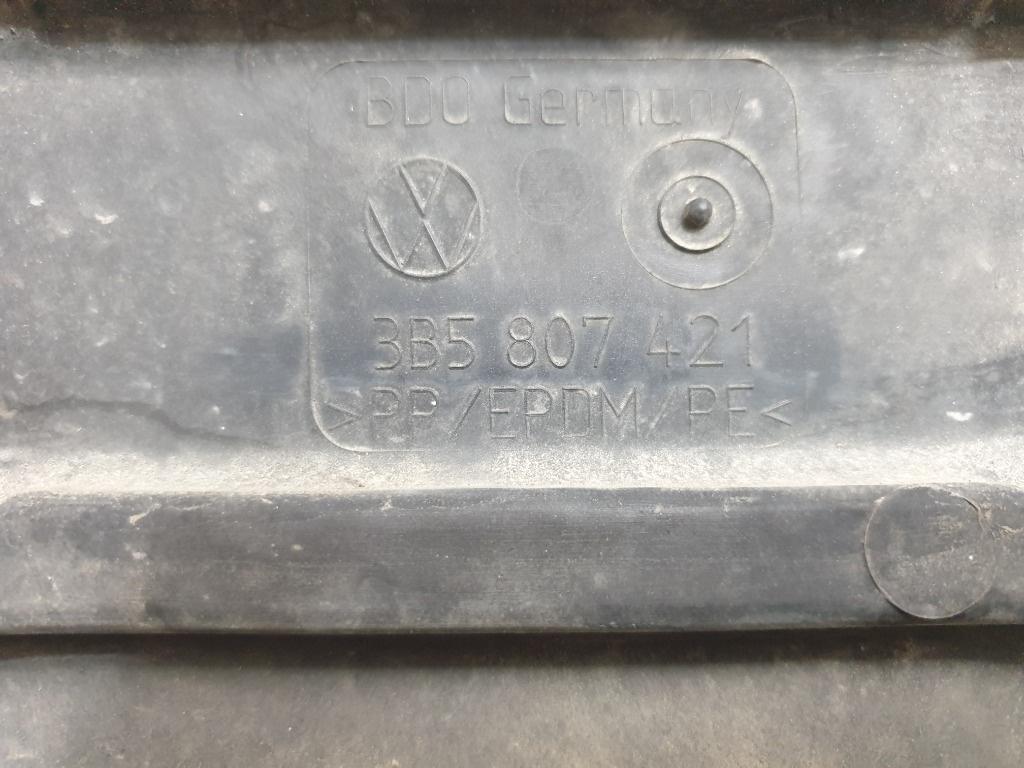 Bara spate VOLKSWAGEN PASSAT 3B2 1996 - 2001 3B5807421