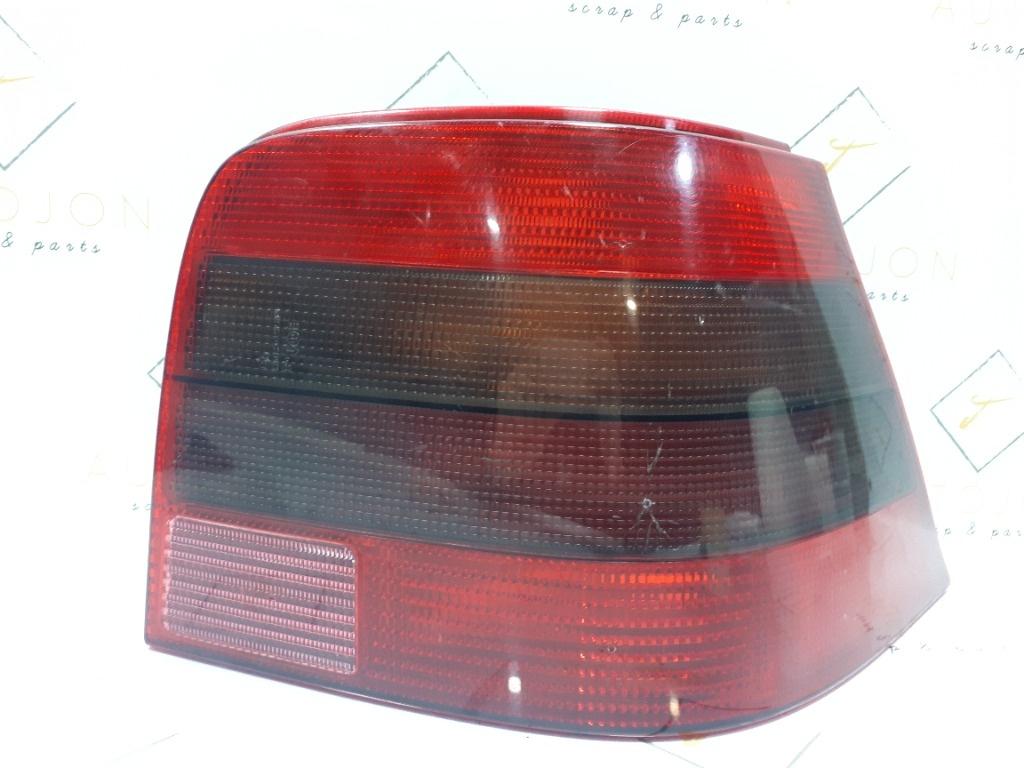 Lampa spate / Stop dreapta VOLKSWAGEN GOLF IV 1J1 1997 - 2007, Hatchback1.4 16V AHW, AKQ, APE, AXP, BCA 1J6945112S