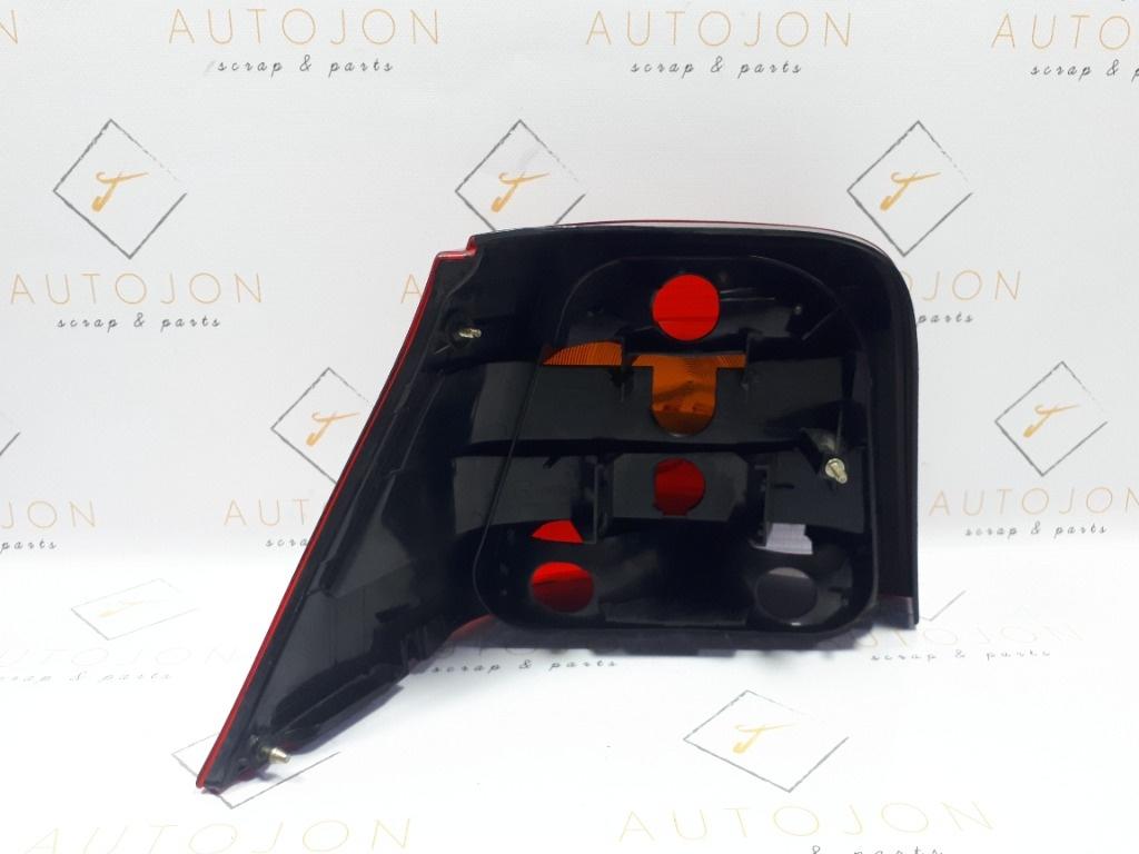 Lampa spate / Stop dreapta VOLKSWAGEN GOLF IV 1J1 1997 - 2007, Hatchback1.4 16V AHW, AKQ, APE, AXP, BCA 1J6945112S