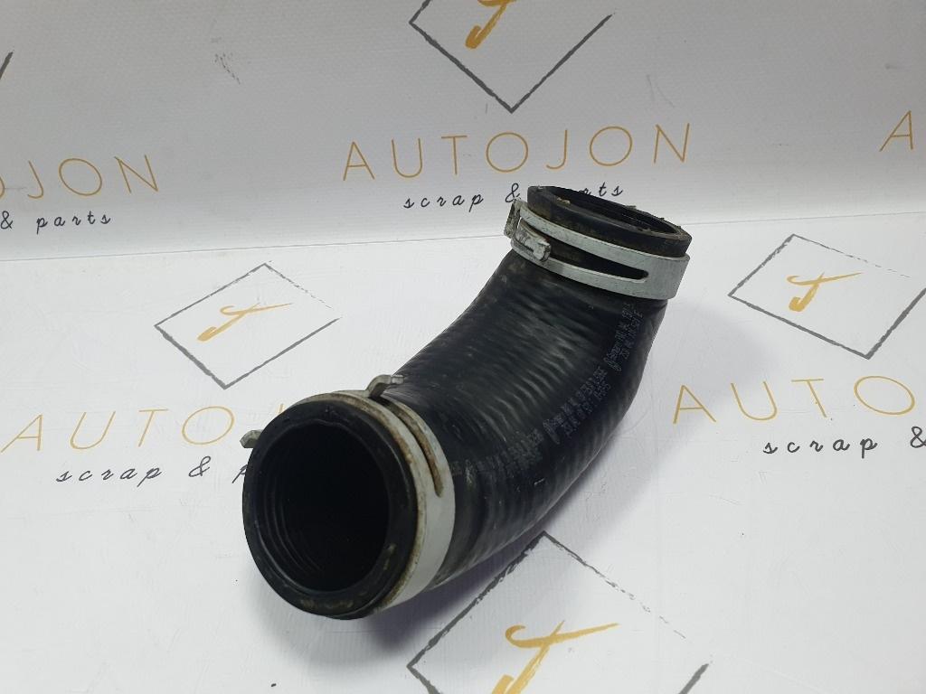 Furtun intercooler VOLKSWAGEN PASSAT Variant 3G5 2014 - >2.0 TDI CRLB, DBGA, DFGA 04L131521E