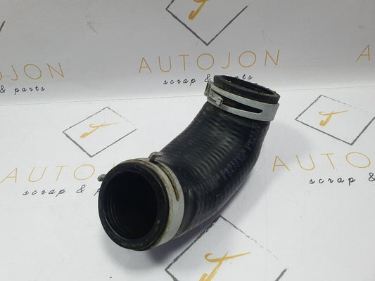 Furtun intercooler VOLKSWAGEN PASSAT Variant 3G5 2014 - >2.0 TDI CRLB, DBGA, DFGA 04L131521E