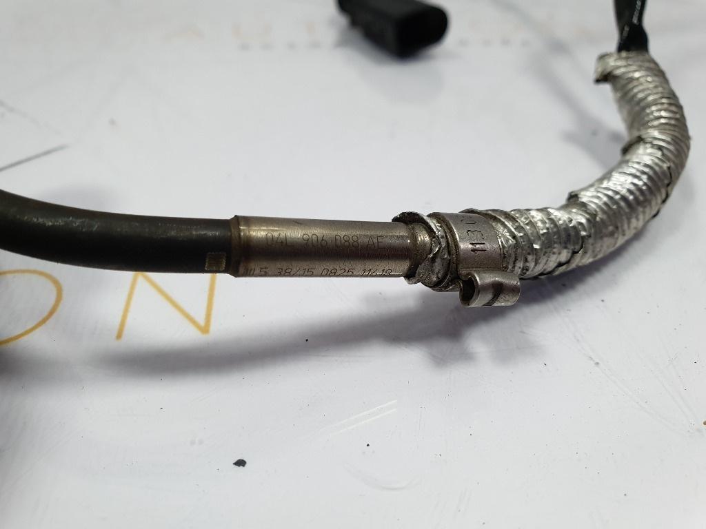 Senzor temperatura gaze evacuare EGT 1 VOLKSWAGEN PASSAT Variant 3G5 2014 - > 2.0 TDI CRLB, DBGA, DFGA 04L121065AJ