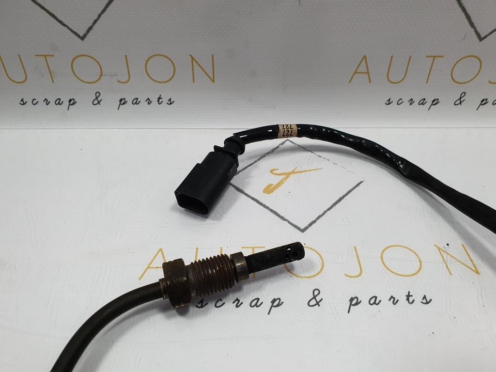 Senzor temperatura gaze evacuare EGT 1 VOLKSWAGEN PASSAT Variant 3G5 2014 - > 2.0 TDI CRLB, DBGA, DFGA 04L121065AJ