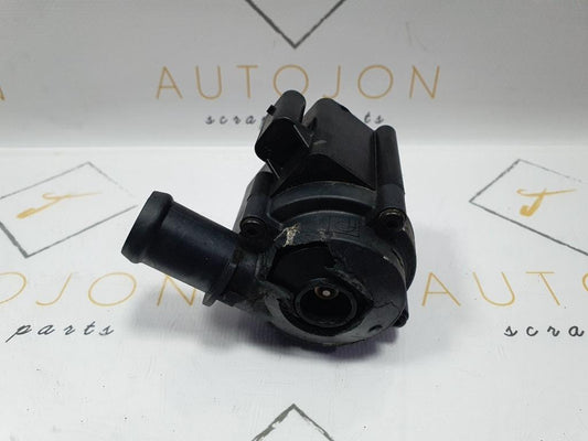 Pompa auxiliara cu defect VOLKSWAGEN PASSAT Variant 3G5 2014 - > 2.0 TDI CRLB, DBGA, DFGA 5Q0965561B