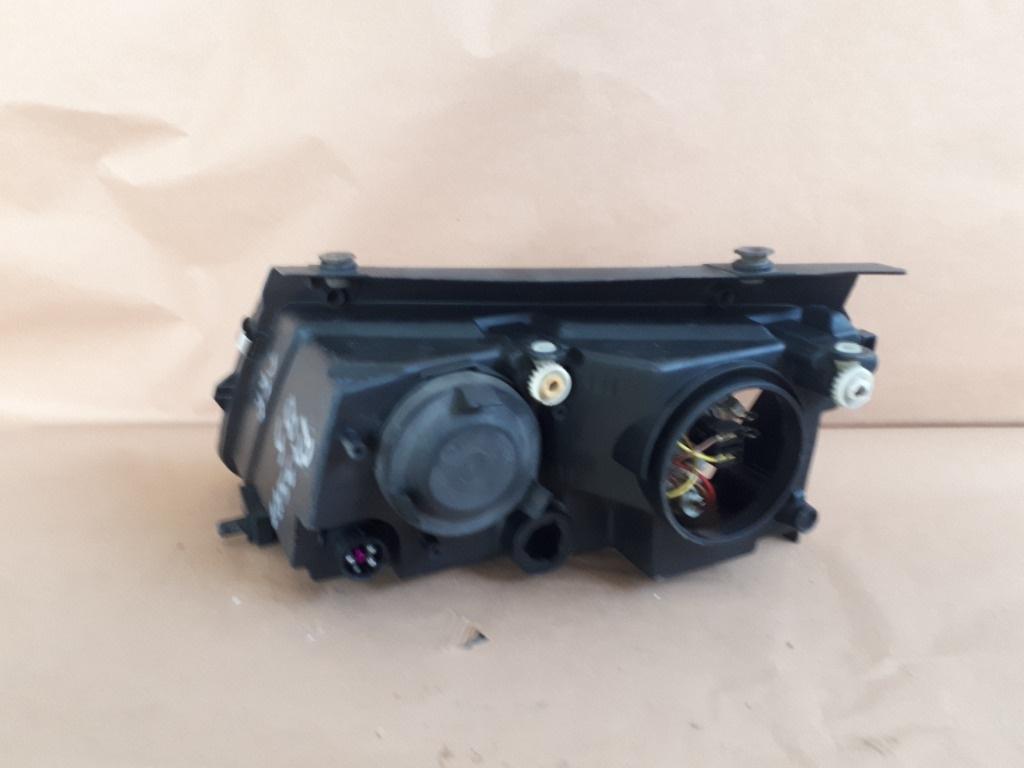 Far stanga VOLKSWAGEN PASSAT Estate 3B5 1997 - 20011.9 TDI AVB 147426-00 RE