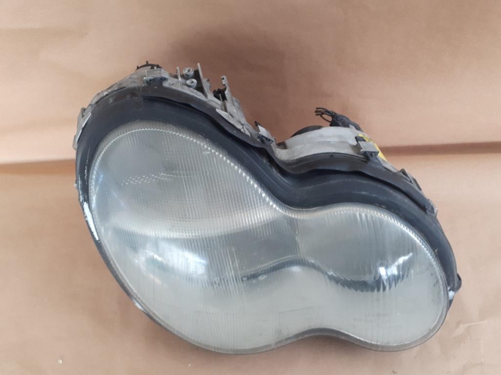 Far dreapta MERCEDES-BENZ C-CLASS II W203  2000 - 20072.2 C 220 CDI OM 611.962, OM 646.963 BP4958130C29