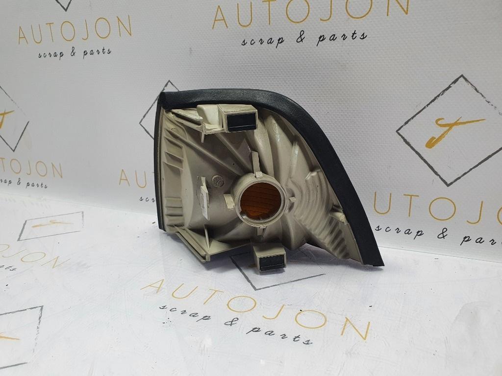 Semnalizare dreapta BMW 3 III Compact E36 1994 - 2001, Sedan 1387044