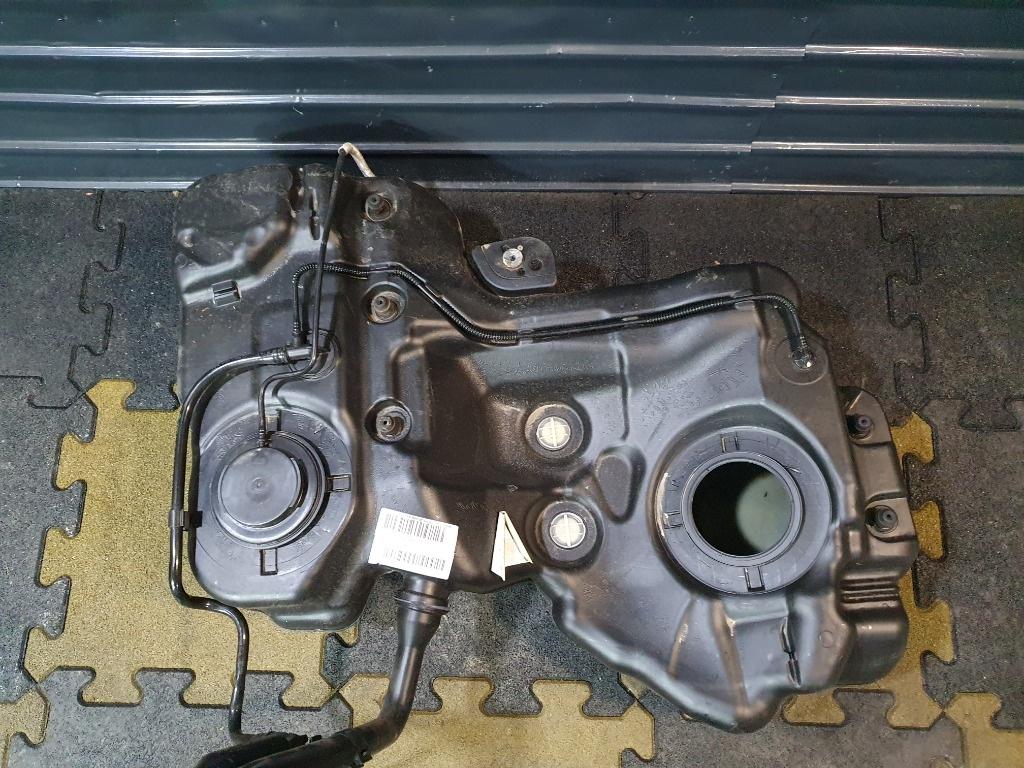 Rezervor benzina  AUDI A5/S5 8T3 2007 - 2017 1.8 TFSI CABD, CJEB 8K0201085