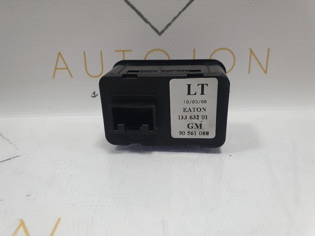 Comanda geamuri electrice  OPEL ASTRA G Estate F35_, T98 1998 - 2009 1.6 16V X 16 XEL, Z 16 XE  90561088