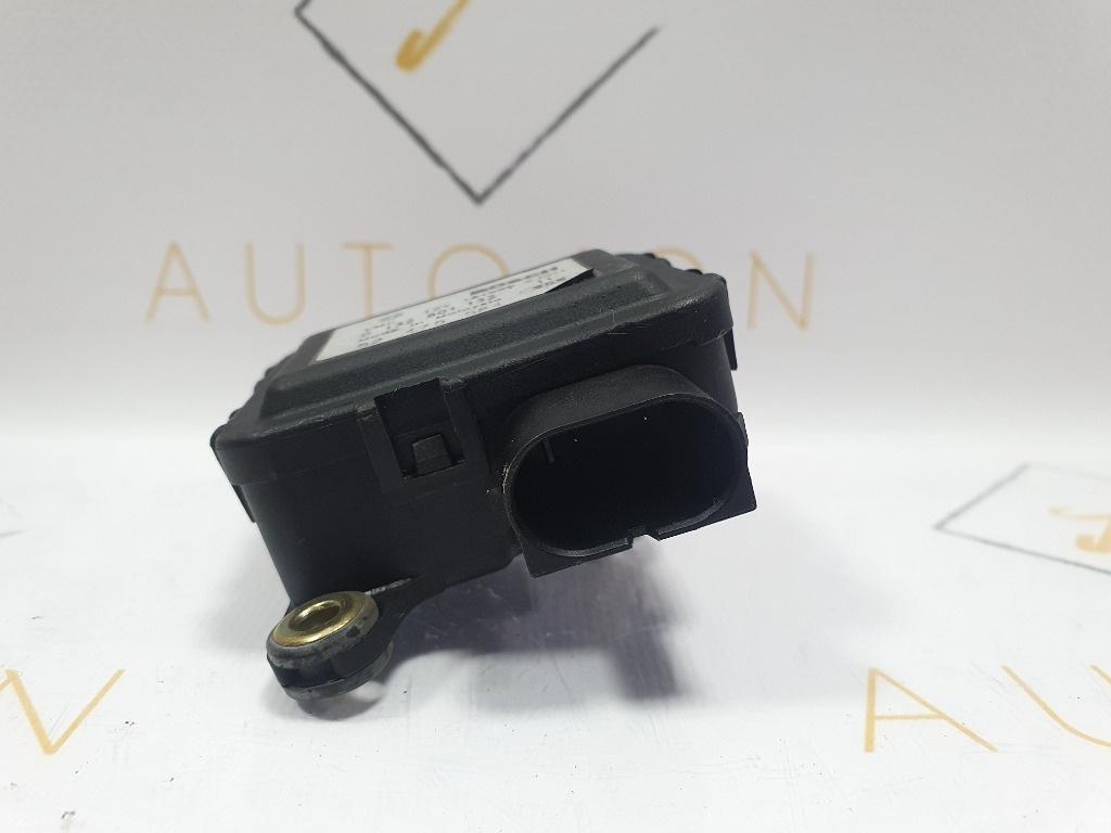 Motoras reglaj aeroterma OPEL ASTRA G Estate F35_, T98 1998 - 2009 1.6 16V X 16 XEL, Z 16 XE BOSCH  0132801132     52475584