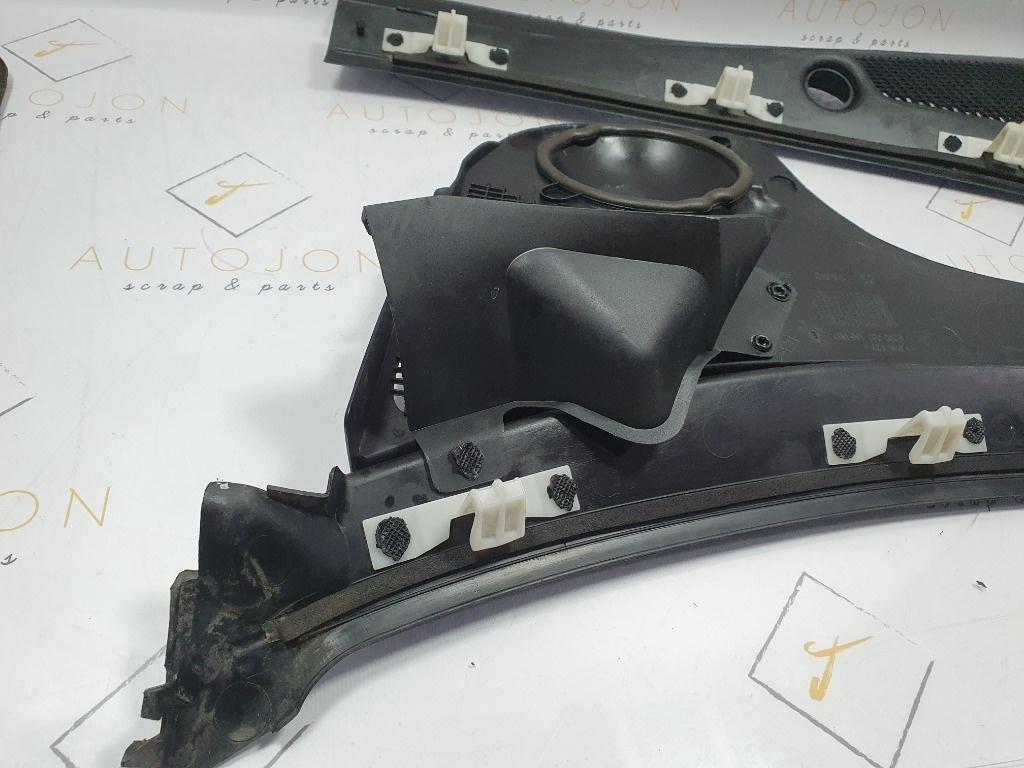 Grile stergator RENAULT LAGUNA II BG0/1_ 2001 - 2007 1.9 dCi F9Q 718, F9Q 754 8200002155 8200002154