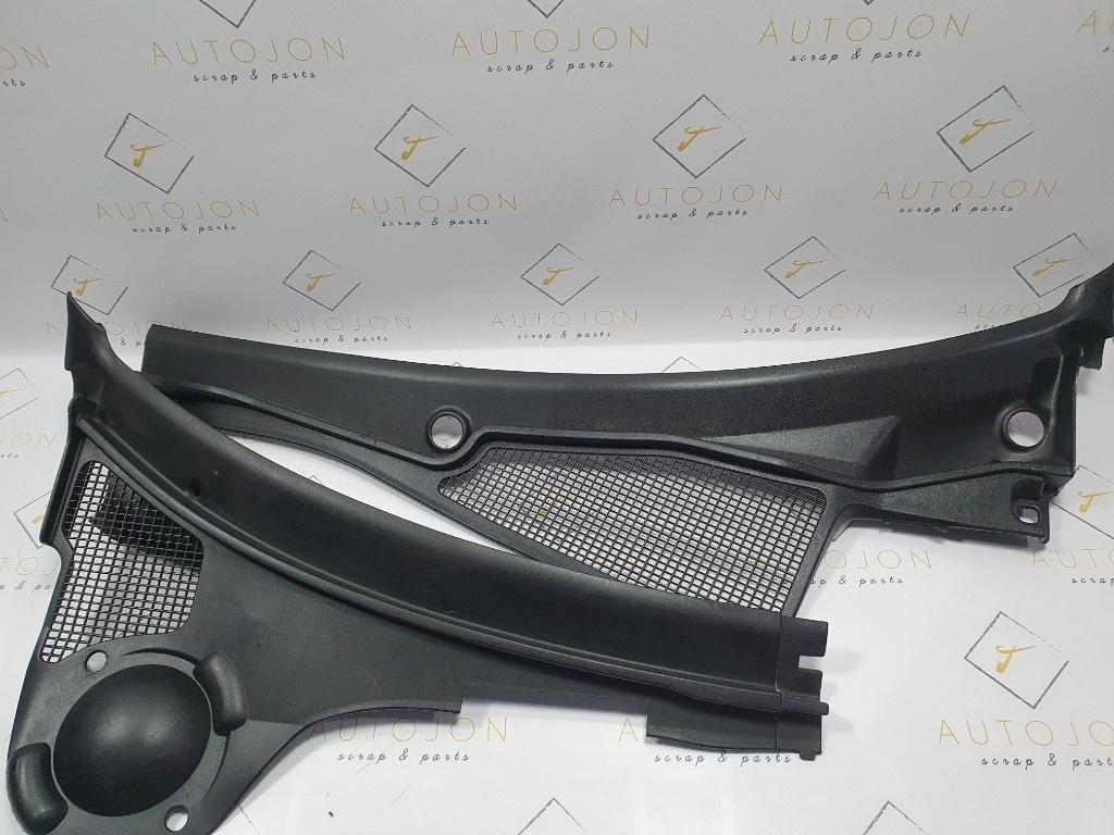 Grile stergator RENAULT LAGUNA II BG0/1_ 2001 - 2007 1.9 dCi F9Q 718, F9Q 754 8200002155 8200002154