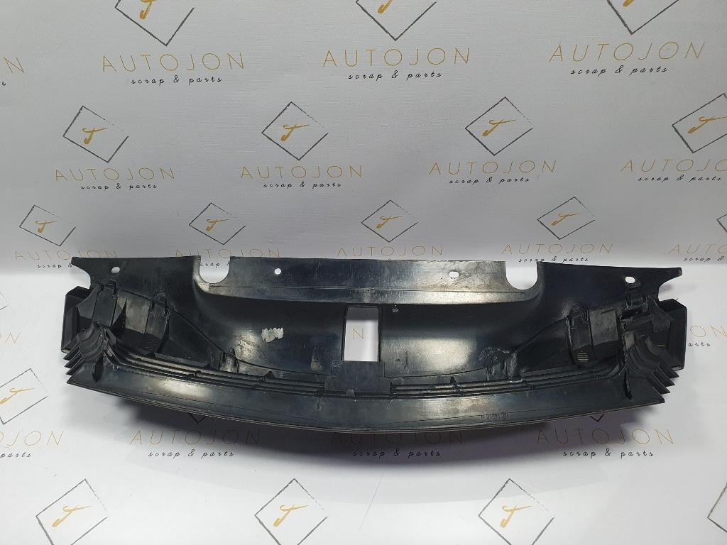 Grila masca bara fata RENAULT LAGUNA II BG0/1_ 2001 - 2007 1.9 dCi F9Q 750, F9Q 758, F9Q 759  8200012581B