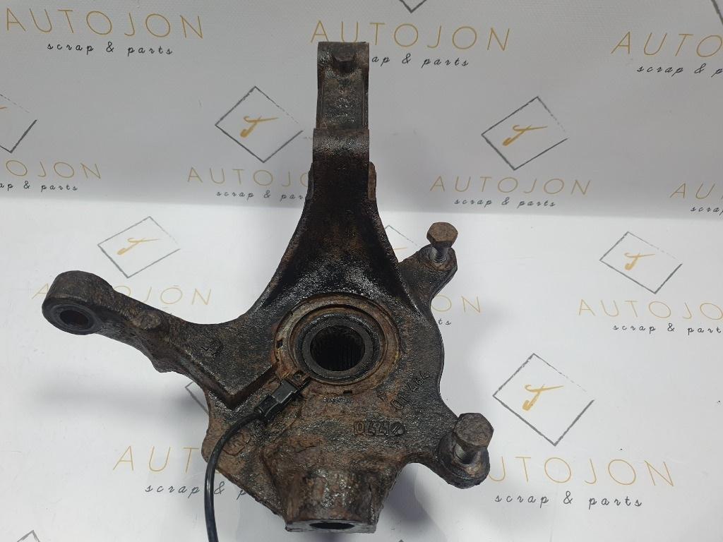 Fuzeta stanga fata RENAULT LAGUNA II BG0/1_ 2001 - 20072.0 dCi M9R 740 01 484