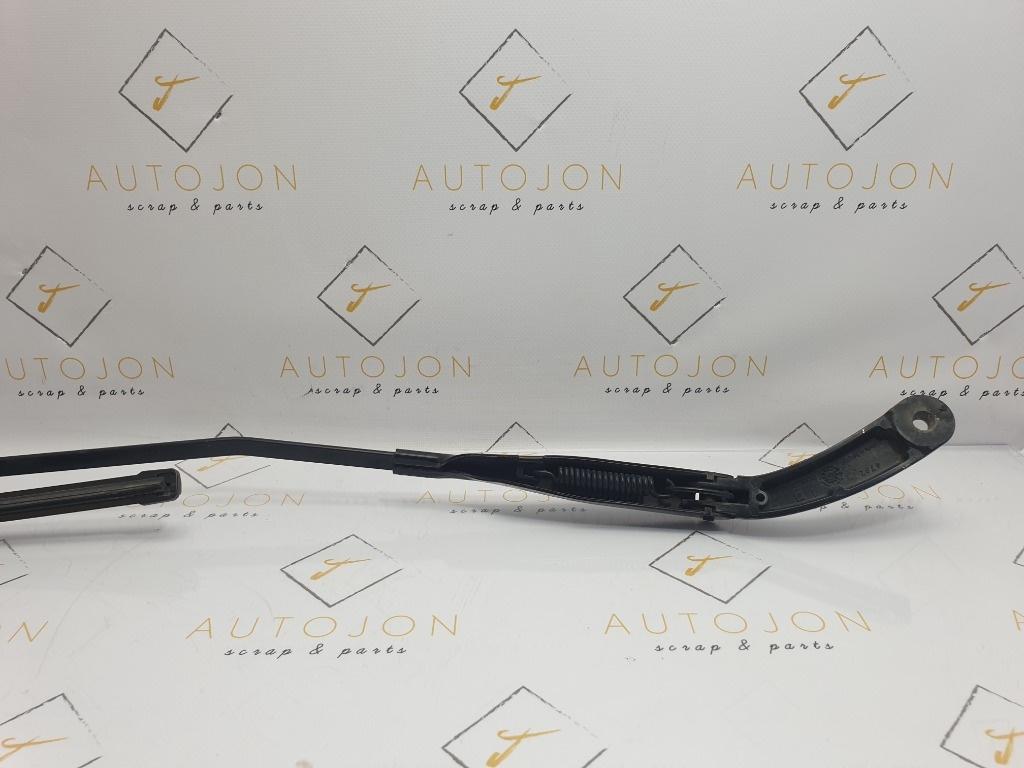 Brat stergator parbriz dreapta VOLKSWAGEN GOLF IV Variant 1J5 1999 - 2006, Break 1.9 TDI ATD, AXR  1J1955410D