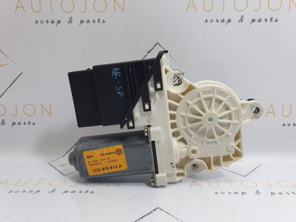 Motoras macara dreapta spate VOLKSWAGEN GOLF IV Variant 1J5 1999 - 2006, Break 1.9 TDI ATD, AXR 1C0959812A