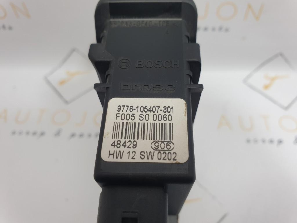 Motoras macara dreapta spate VOLKSWAGEN GOLF IV Variant 1J5 1999 - 2006, Break 1.9 TDI ATD, AXR 1C0959812A