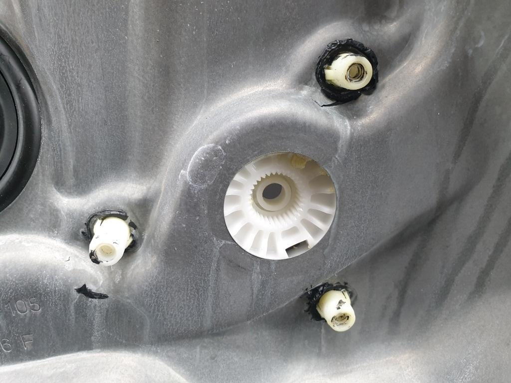 Macara Geam dreapta spate VOLKSWAGEN GOLF IV Variant 1J5 1999 - 2006, Break1.9 TDI ATD, AXR 1J4839730K