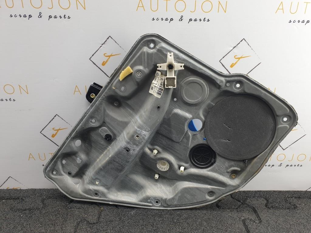 Macara Geam stanga spate VOLKSWAGEN GOLF IV Variant 1J5 1999 - 2006, Break1.9 TDI ATD, AXR 1J4839729K