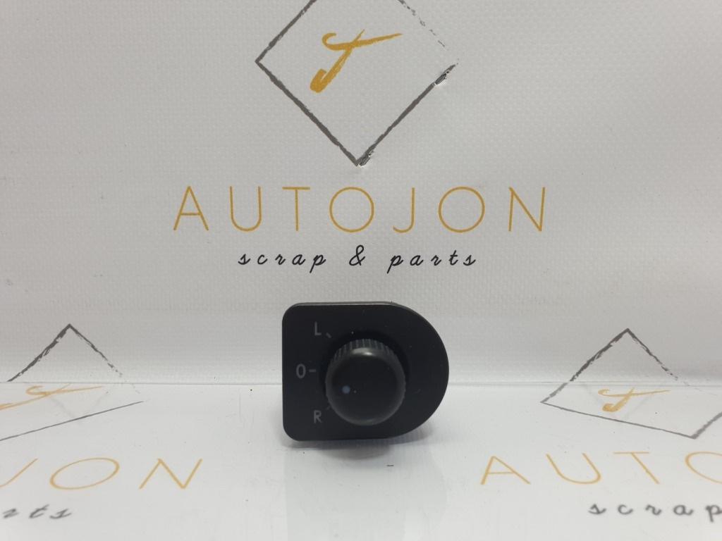 Buton reglaj oglinzi  VOLKSWAGEN GOLF IV Variant 1J5 1999 - 2006, Break 1.9 TDI ATD, AXR  1J1959565D
