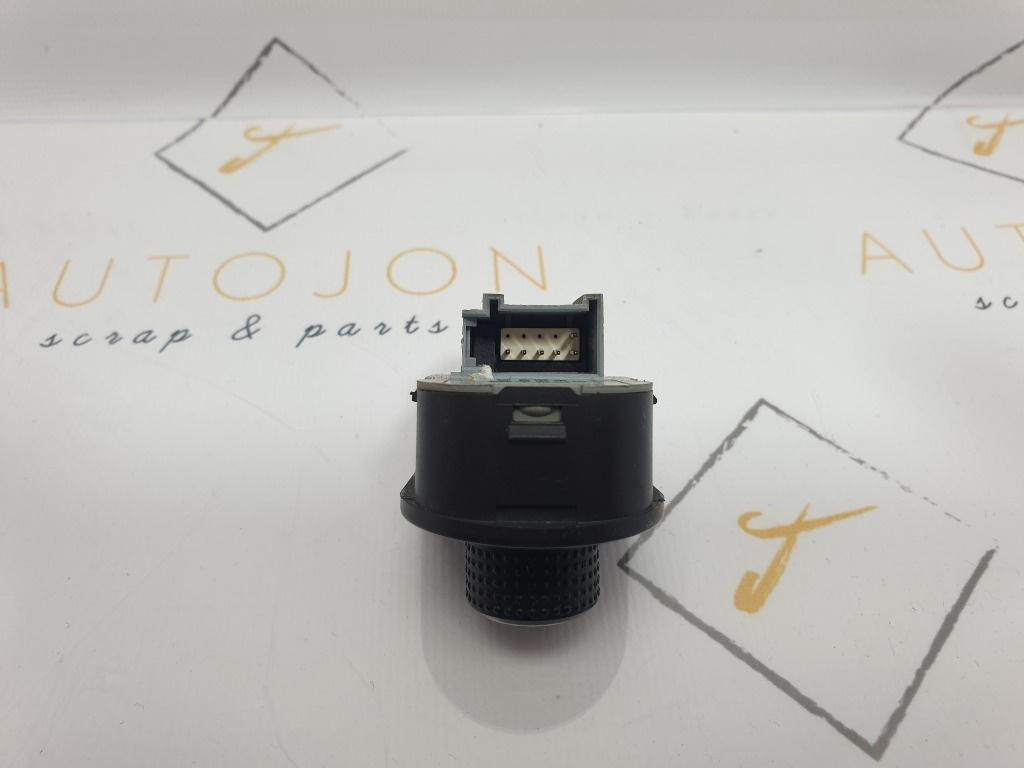 Buton reglaj oglinzi  VOLKSWAGEN GOLF IV Variant 1J5 1999 - 2006, Break 1.9 TDI ATD, AXR  1J1959565D