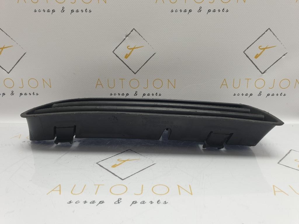 Grila stanga bara fata VOLKSWAGEN GOLF IV Variant 1J5 1999 - 2006, Break 1.9 TDI ATD, AXR  1J0853665B