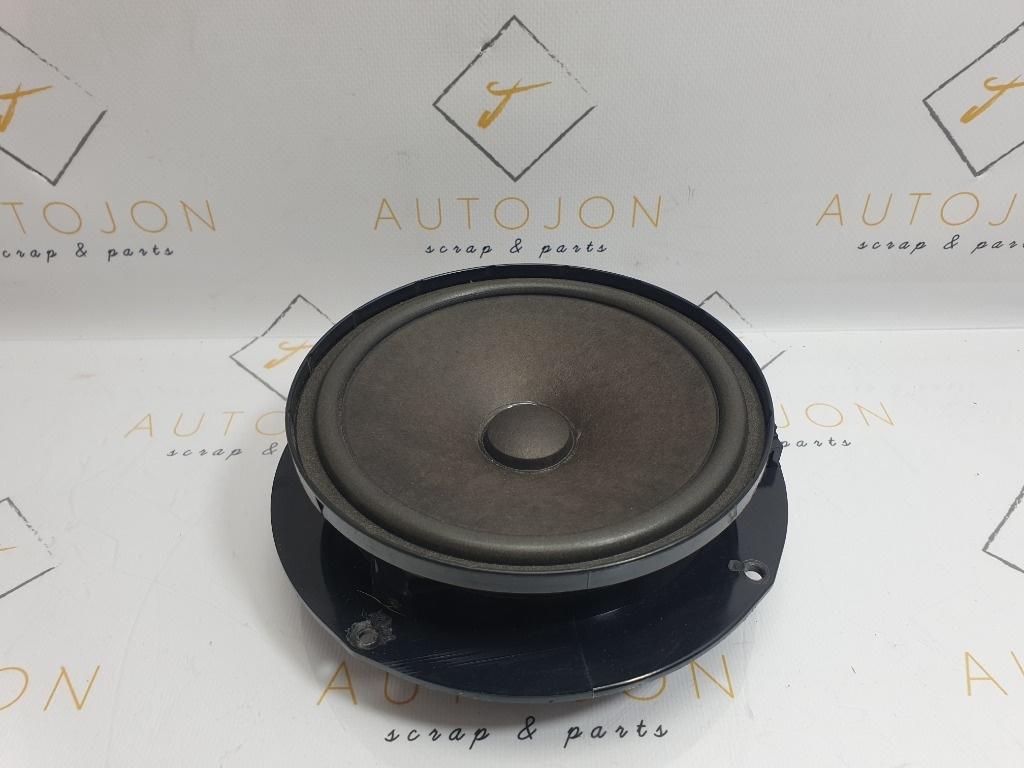 Boxa  VOLKSWAGEN GOLF PLUS 5M1, 521 2004 - 2013 1.9 TDI BRU, BXF, BXJ 1K0035454M