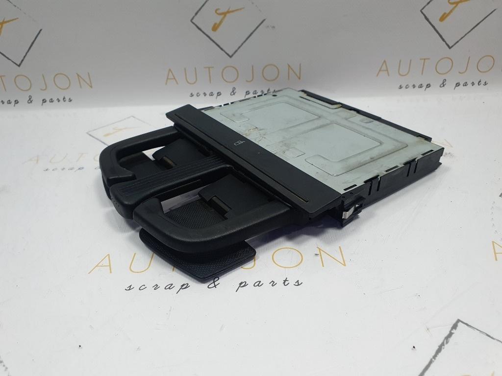 Suport  pahare spate AUDI A3 II 8P1 2003 - 2013 TDI 16V BKD, CBAB, CFFB, CLJA 1J0858601D