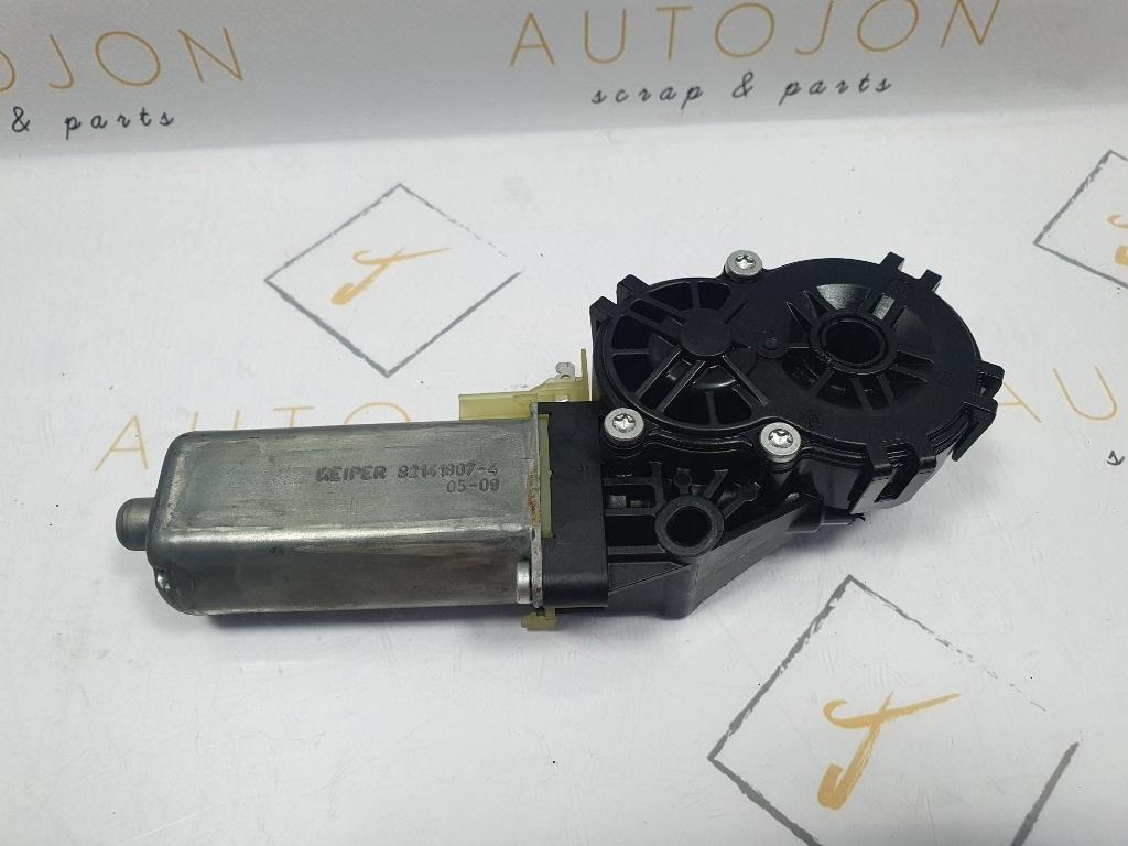 Motoras reglaj scaun AUDI A3 II 8P1 2003 - 20132.0 TDI 16V BKD, CBAB, CFFB, CLJA 0390203225