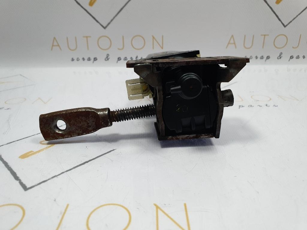 Motoras reglaj scaun AUDI A3 II 8P1 2003 - 20132.0 TDI 16V BKD, CBAB, CFFB, CLJA BOSCH 0 390 203 221 0390203221 , 906003-102