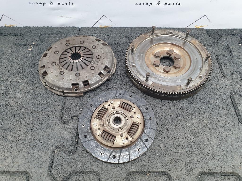 Kit ambreiaj VOLKSWAGEN POLO 6N1 1994 - 1999 028141026B