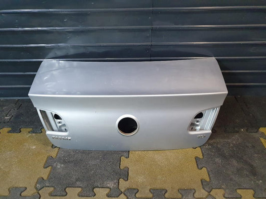 Capota portbagaj  VOLKSWAGEN PASSAT 3C2 2005 - 2010 1.9 TDI BKC, BLS, BXE  3C5827025H