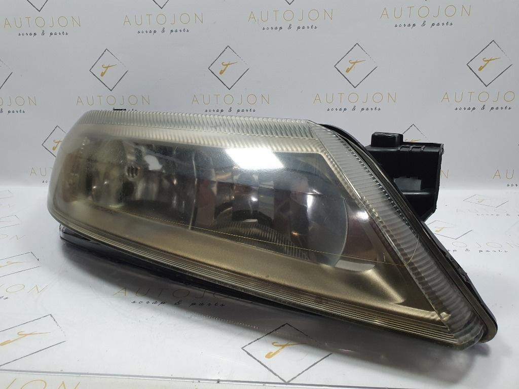 Far dreapta RENAULT LAGUNA I B56_, 556_ 1993 - 20021.9 dCi F9Q 718 8200002466