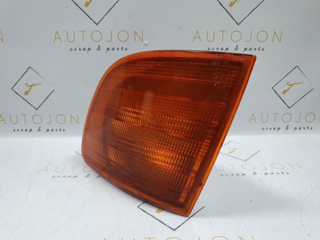 Semnalizare dreapta MERCEDES-BENZ V-CLASS 638/2 1996 - 20032.2 V 220 CDI OM 611.980 A6388200821