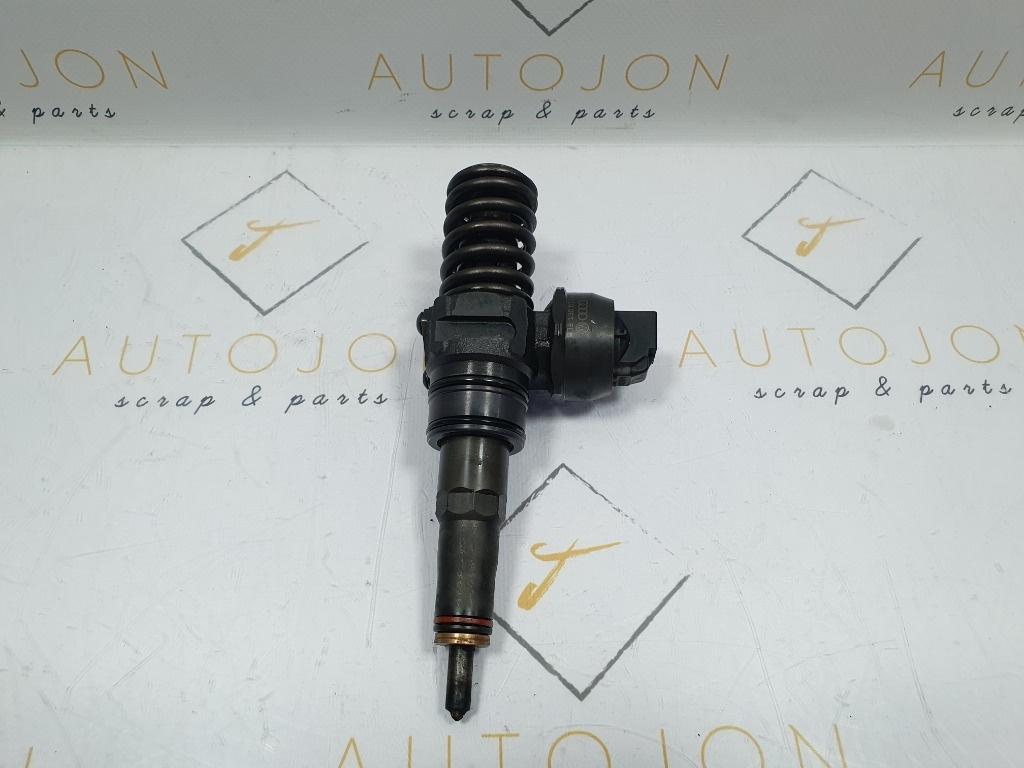 Injector BLS  VOLKSWAGEN GOLF V Variant 1K5 2007 - 2009 1.9 TDI BLS, BXE  038130073BN, 0414720313