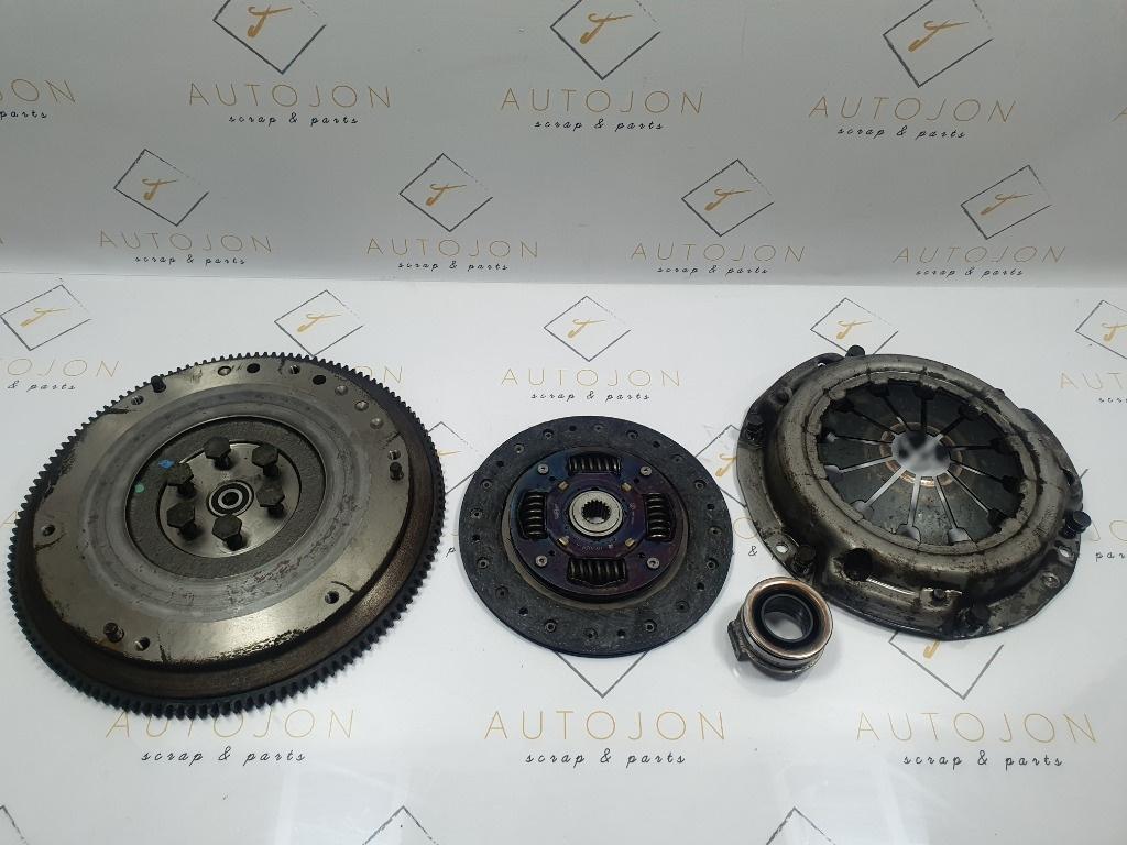 Kit ambreiaj OPEL AGILA A H00 2000 - 20071.0 12V Z 10 XE 9158254