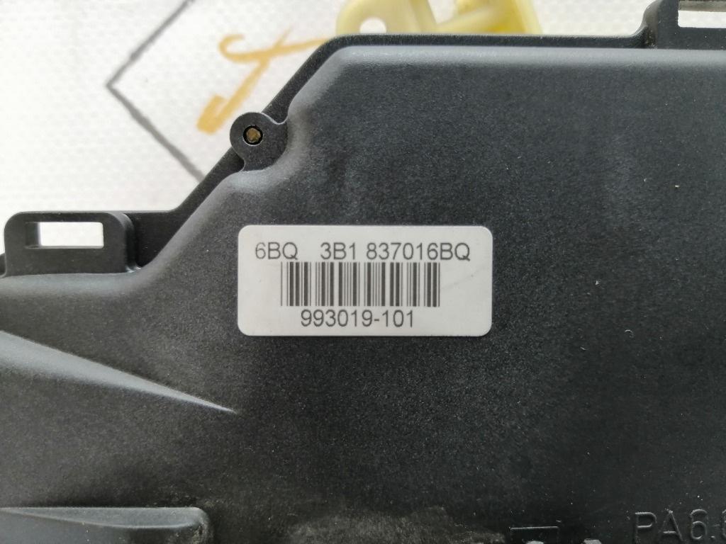 Broasca usa  dreapta fata VOLKSWAGEN PASSAT 3B3 2000 - 2005 1.9 TDI AVF, AWX  3B1837016BQ