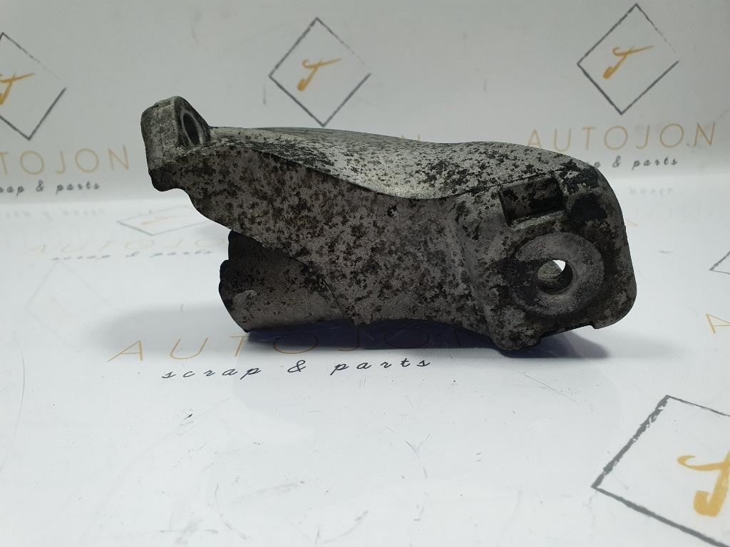 Suport tampon motor stanga AUDI A6 III Avant 4F5, C6 2005 - 2011 2.0 TDI BLB, BRE 4F0199307N