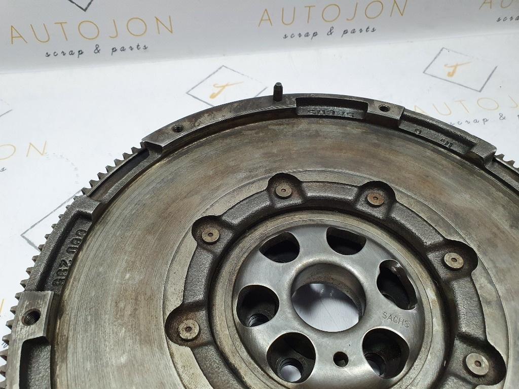 Volanta VOLKSWAGEN PASSAT Variant 3C5 2005 - 2011 TDI BMR, CBBB SACHS 2294000113