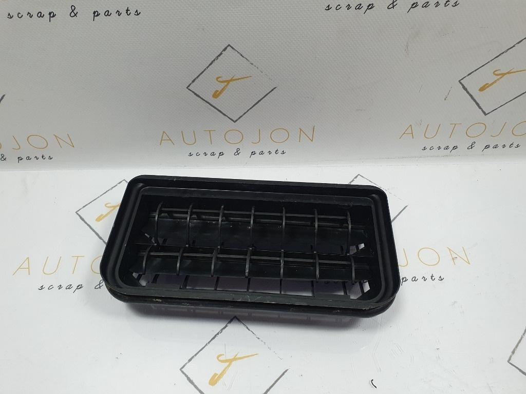 Grila ventilatie habitaclu VOLKSWAGEN PASSAT Variant 3C5 2005 - 2011 TDI BMR, CBBB 3C0819465