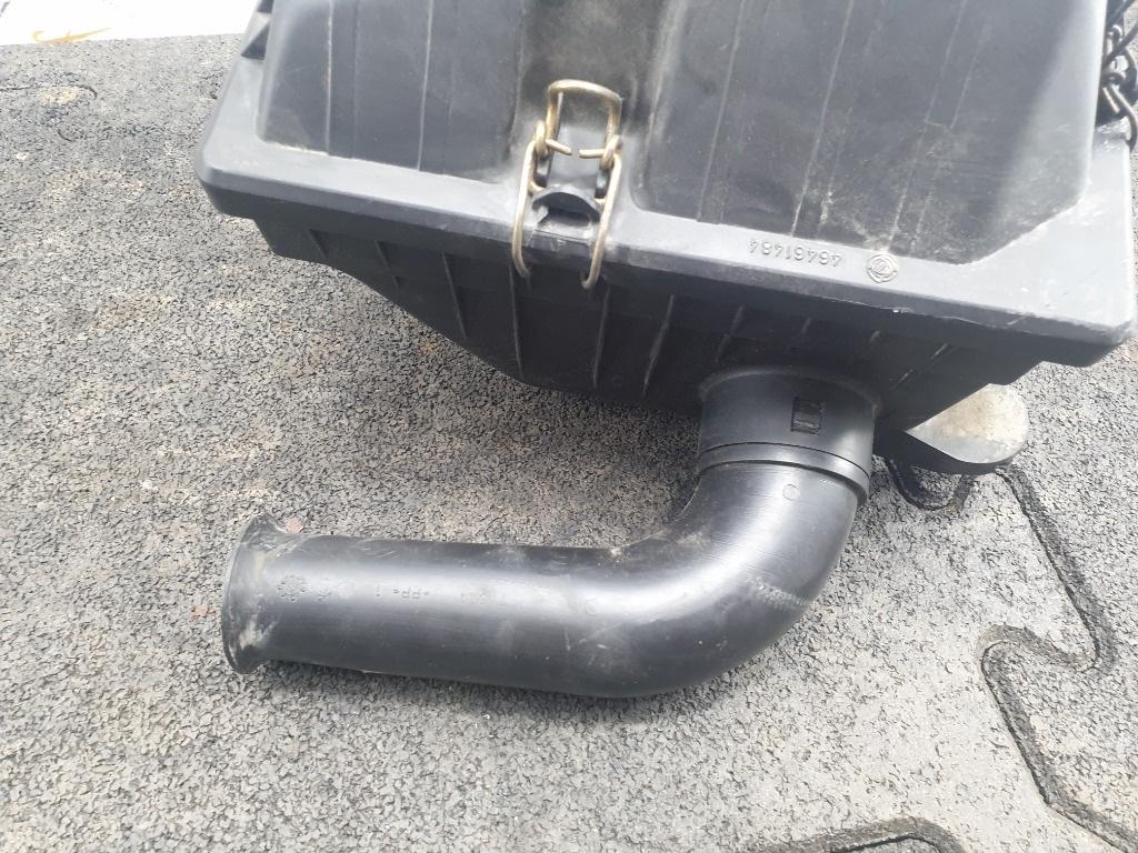 Carcasa filtru aer FIAT Albea [ 2002 - 2012 ] 46461484