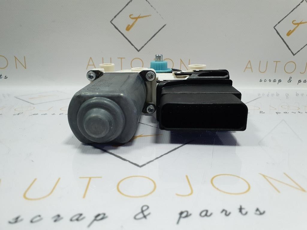 Motoras macara dreapta spate VOLKSWAGEN PASSAT Variant 3C5 2005 - 2011 2.0 TDI BMR, CBBB   3C9959704