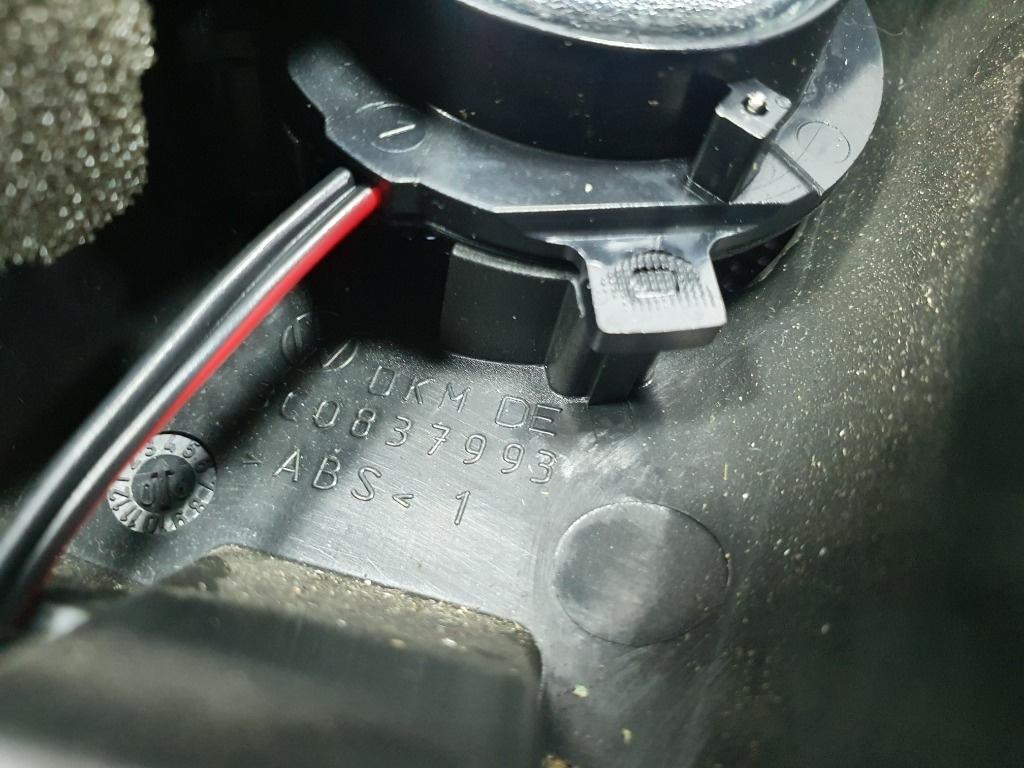 Difuzor de inalta frecventa portiera fata stanga fata VOLKSWAGEN PASSAT Variant 3C5 2005 - 2011 TDI BMR, CBBB 3C0837993