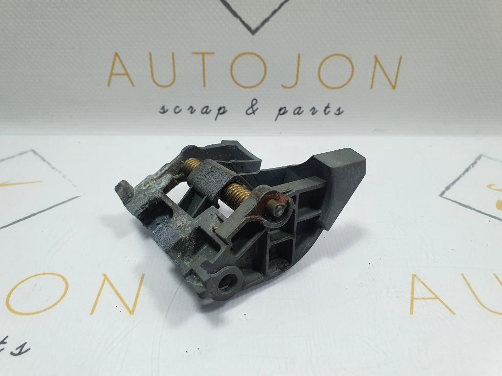 Levier maner usa  VOLKSWAGEN PASSAT Variant 3C5 2005 - 2011 2.0 TDI BMR, CBBB    3C0837885H