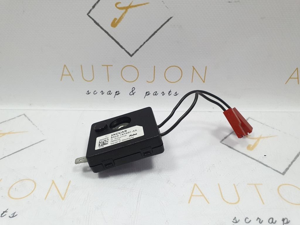 Amplificator antena JAGUAR XF CC9_, X250 2008 - 2015 3.0 D 306DT, AJV6D 8X2318K891AA