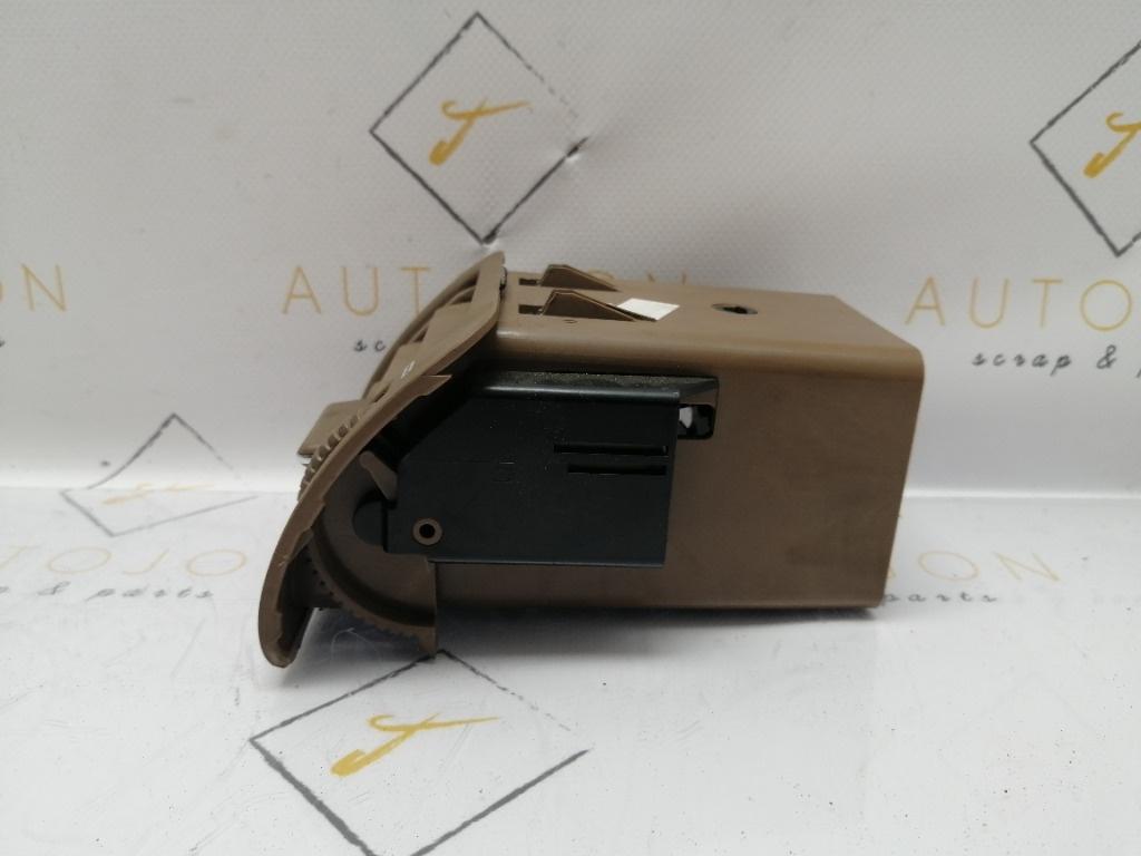 Grila aer bord  stanga MERCEDES-BENZ M-CLASS W163 1998 - 2005 2.7 ML 270 CDI OM 612.963 A1638300154 / A 163 830 01 54