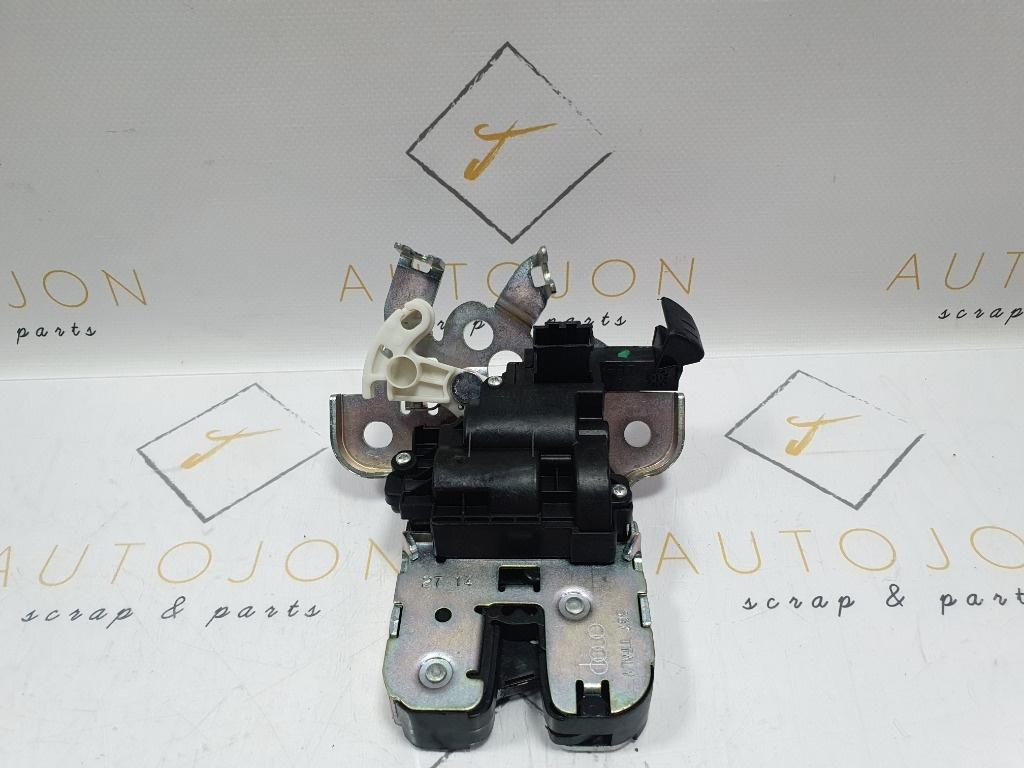 Broasca portbagaj  AUDI A6 IV Avant 4G5, C7, 4GD 2011 - 2018 3.0 TDI CTCC, CZVB  8R0827505